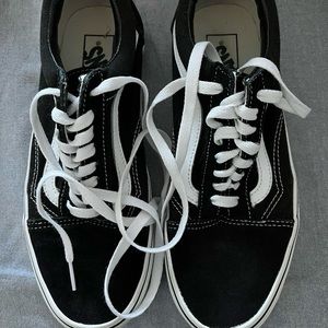 Vans Women’s 9